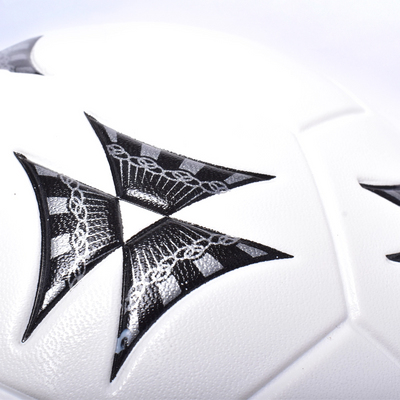 Balón De Microfútbol Profesional Traditional Golty